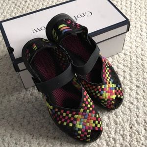 Croft & Barrow memory foam peep toe sneakers